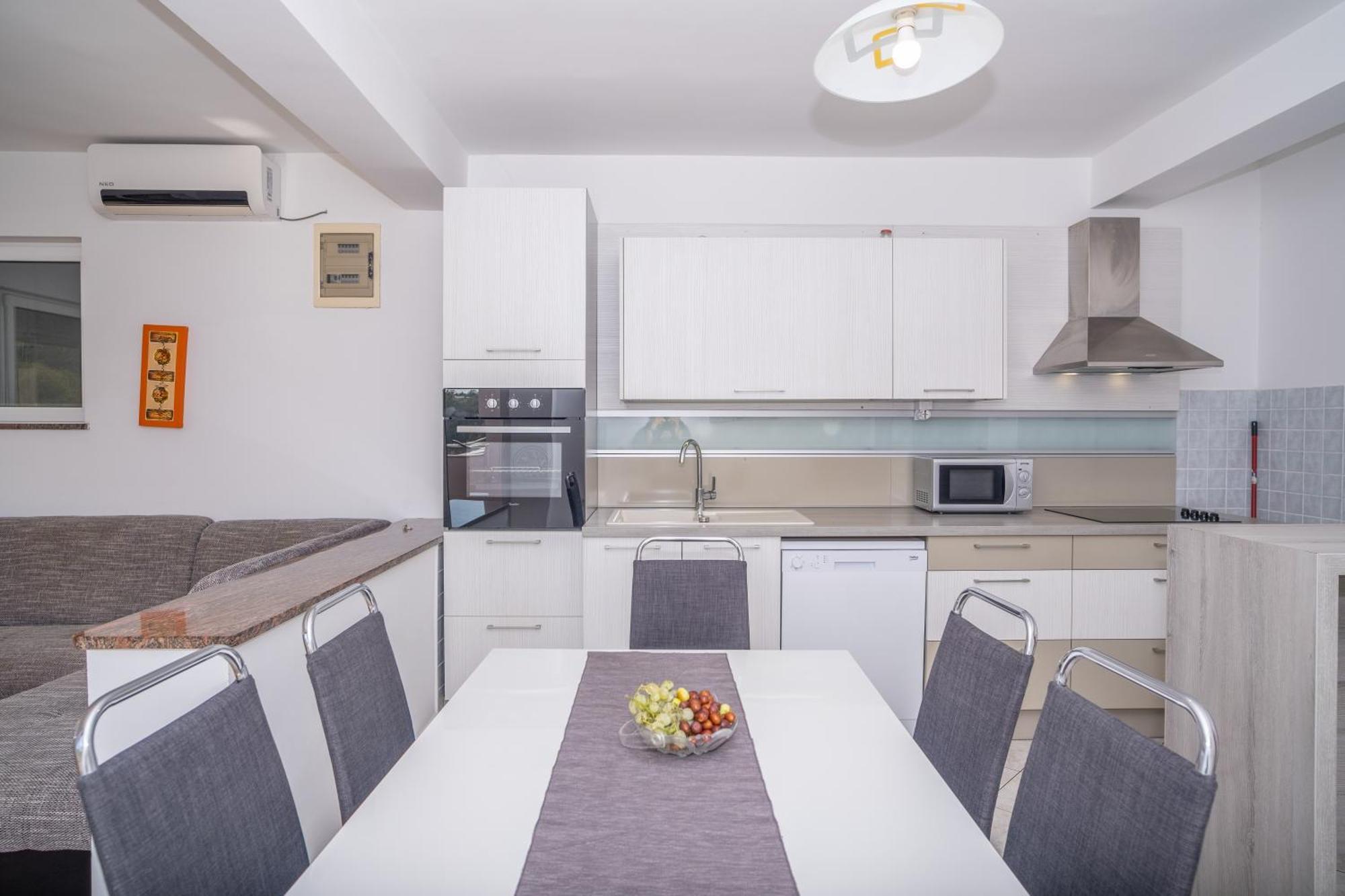 Apartment Bura Sibenik Ngoại thất bức ảnh